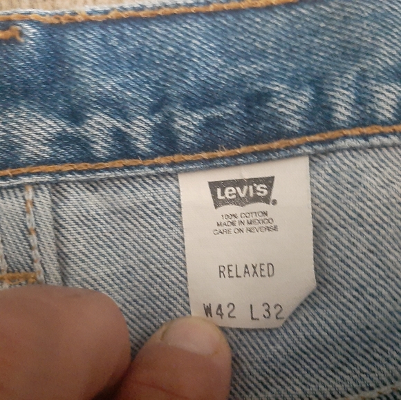 Levi's 540 Orange Tab Relaxed Jeans 90s EUC 42x32 Measures 42x32 - Picture 12 of 12